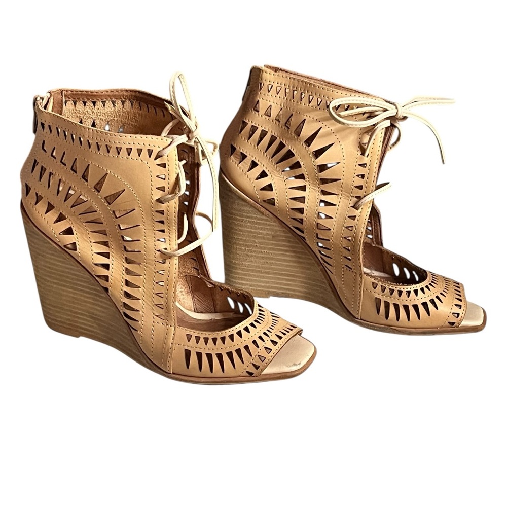 NEW Jeffrey Campbell Rodillo Cutout Hi Wedge Peep Sandals Nude Size 8.5 - Picture 5 of 7
